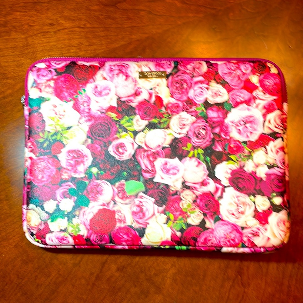 Kate Spade pink Floral laptop computer cover